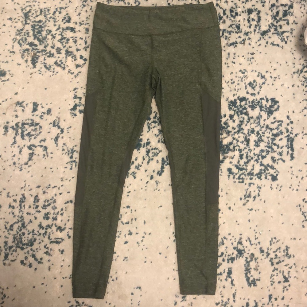 Mesh panel leggings